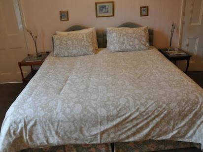 Heath House Bed and Breakfast Dewsbury Εξωτερικό φωτογραφία